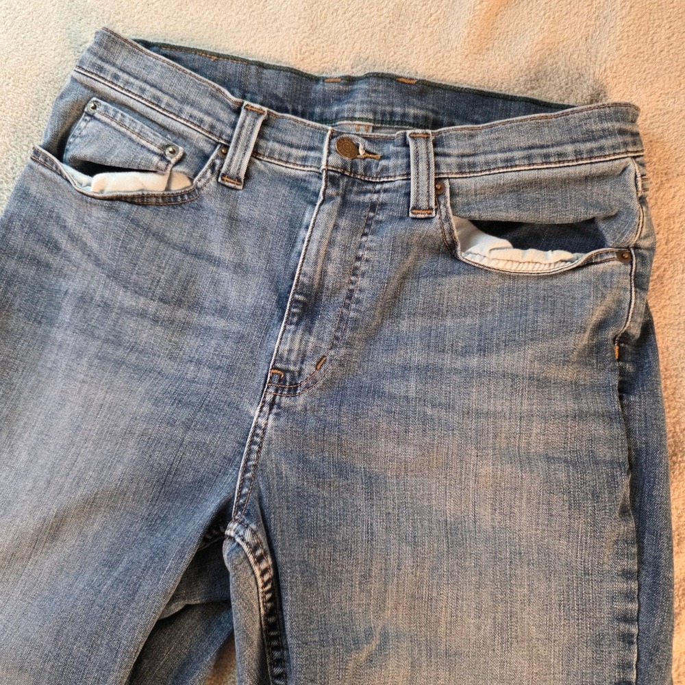 LL Bean Mens Straight Leg Jeans Medium Wash Blue Denim 32x28 LLB45392547-R-MW